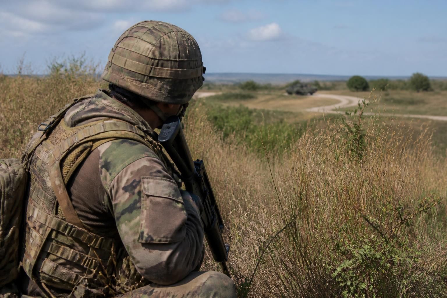 découvrez combien gagne un réserviste de l'armée de terre en 2026, les salaires, primes et avantages liés à cette fonction militaire.