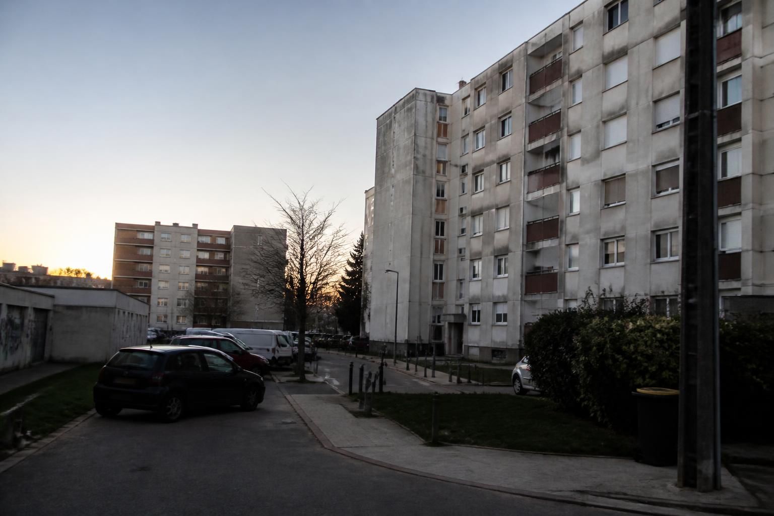 découvrez quels sont les quartiers à éviter à évreux, avec un focus sur la madeleine, nétreville et eure-leader, et les raisons qui rendent ces zones moins recommandées.
