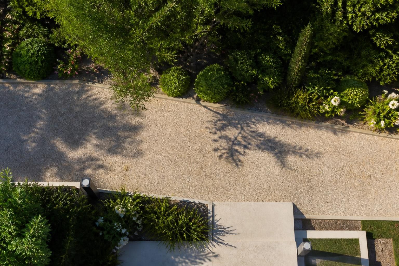 apprenez à stabiliser le gravier avec du ciment grâce à nos 4 étapes incontournables en 2026 pour un sol durable et solide.